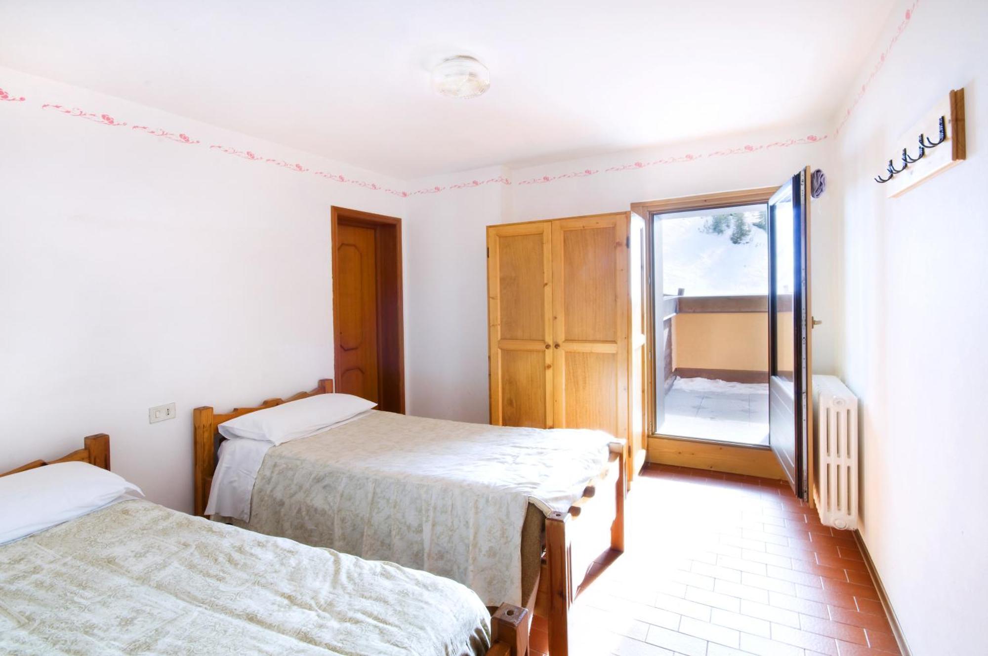 Chalet Dei Rododendri Βίλα Valdisotto Δωμάτιο φωτογραφία